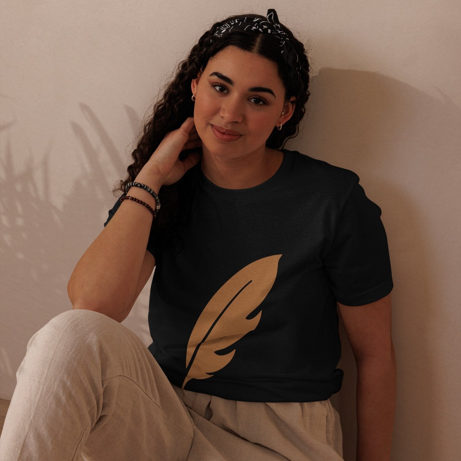 Feather Staple Eco T-shirt - BlooomiT