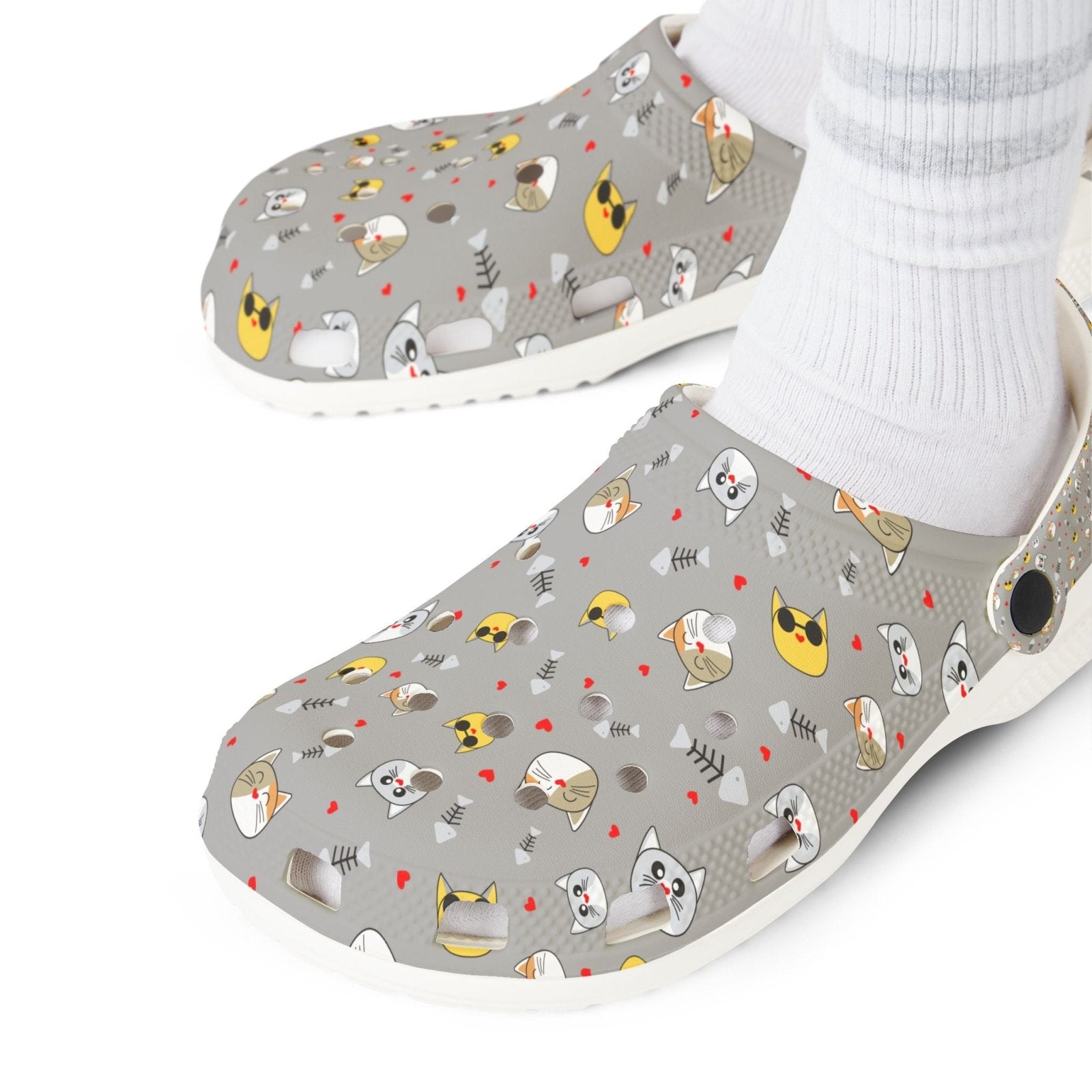 Patterned SlipOn Foam Clogs - BlooomiT