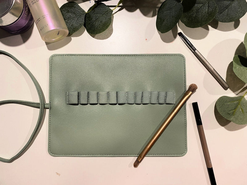 Travel Brush Set Holder - BlooomiT